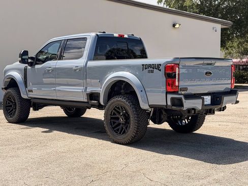 New 2026 Ford F250 Lariat w/ Black Appearance Package AWD/4WD image 13