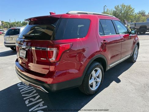 Used 2016 Ford Explorer XLT AWD/4WD image 7