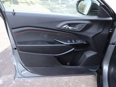 New 2026 Chevrolet Trax RS image 3