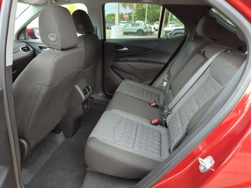 Certified 2024 Chevrolet Equinox LT FWD image 21
