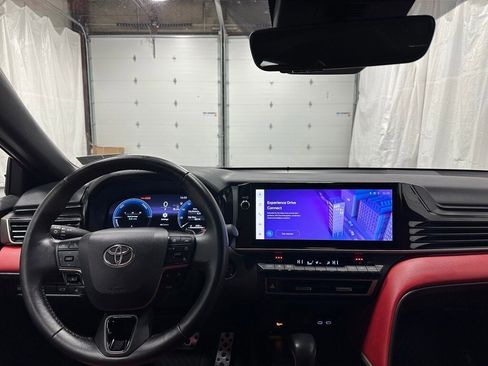 Used 2025 Toyota Camry XSE image 16