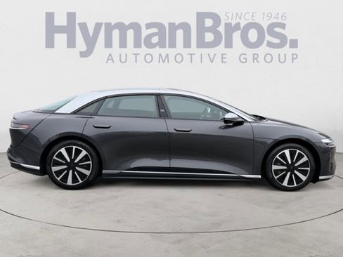 Used 2023 Lucid Air Grand Touring image 2