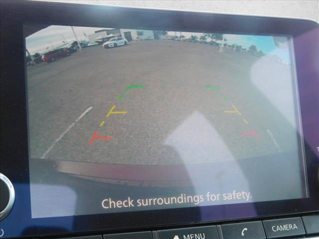 Used 2025 Nissan Altima 2.5 SV FWD image 13