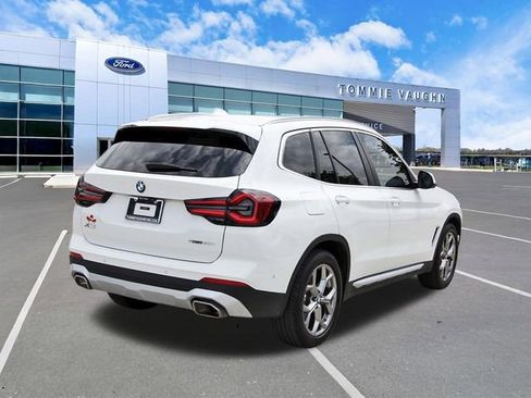 Used 2024 BMW X3 sDrive30i w/ Premium Package w/ZPA RWD image 4