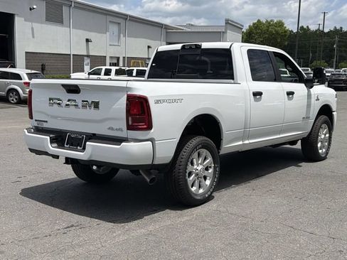 New 2026 RAM 2500 Big Horn AWD/4WD image 12