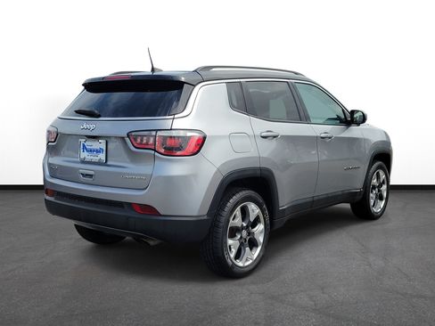 Used 2019 Jeep Compass Limited AWD/4WD image 4