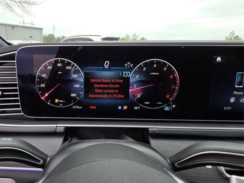 Used 2025 Mercedes-Benz GLS 450 4MATIC image 15