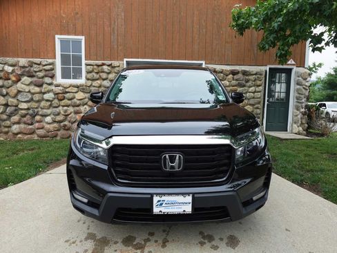 Used 2023 Honda Ridgeline RTL-E image 2