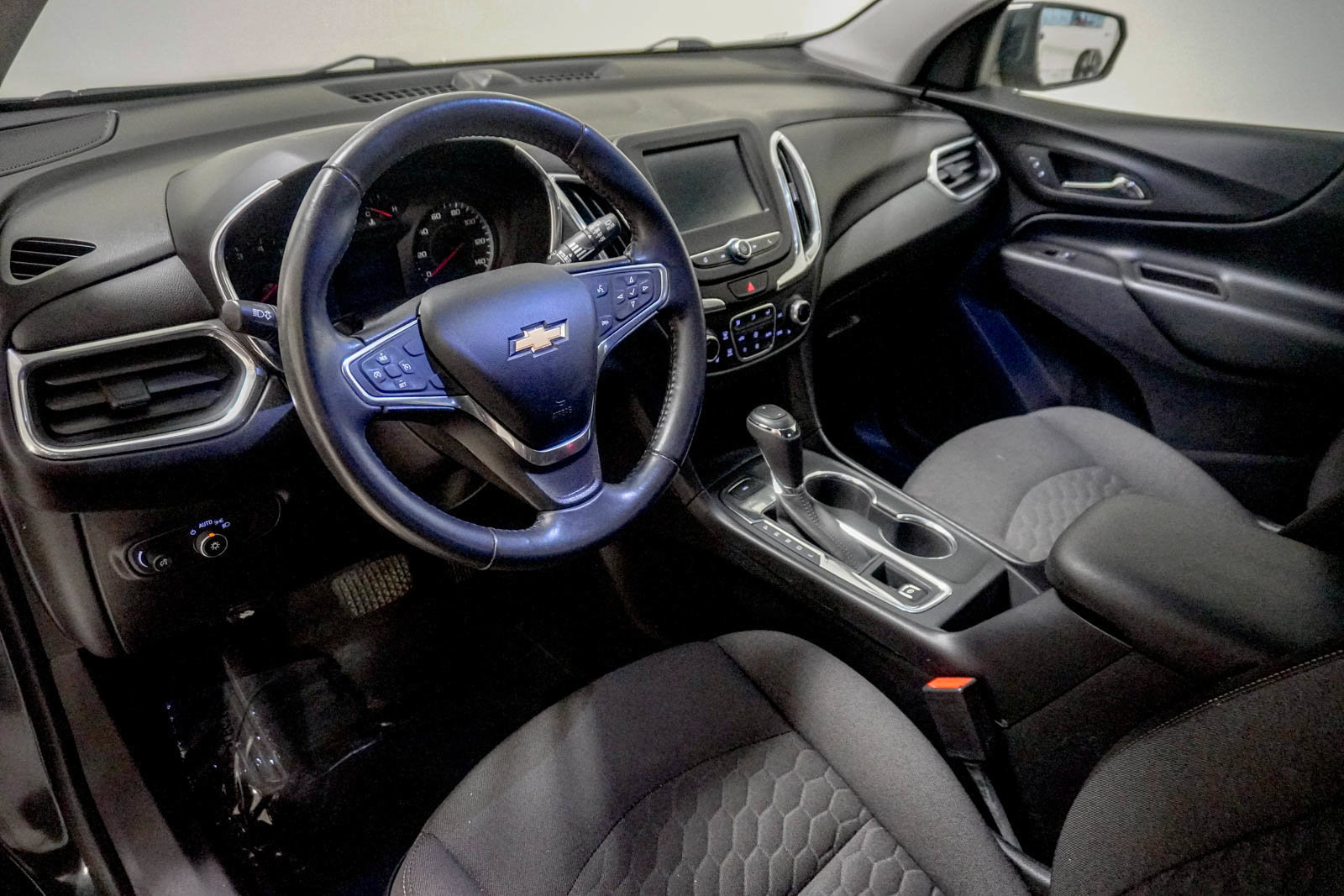 Used 2018 Chevrolet Equinox LT AWD/4WD image 20