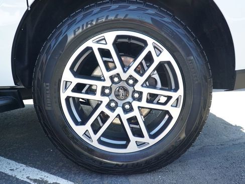 Certified 2025 Ford Expedition Max Active AWD/4WD image 32