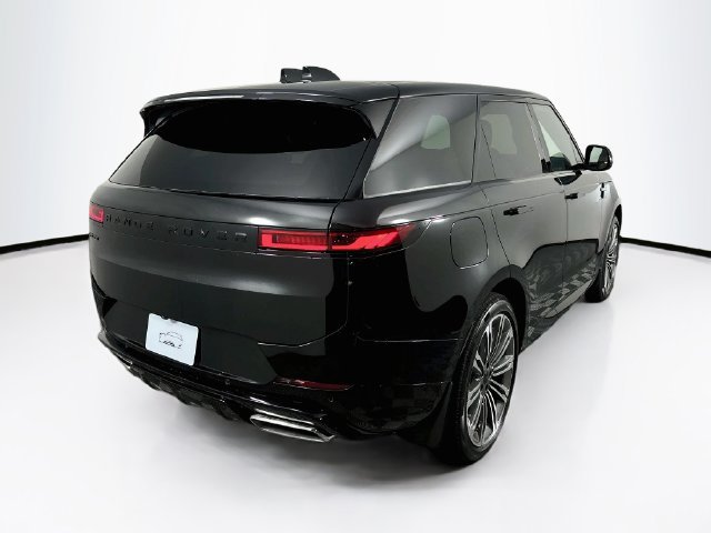 New 2026 Land Rover Range Rover Sport Dynamic SE AWD/4WD image 5