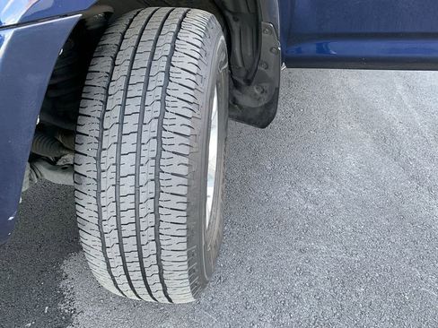 Used 2016 Toyota 4Runner SR5 Premium image 12