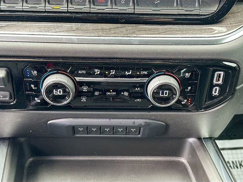 Used 2024 Chevrolet Silverado 2500 LTZ w/ LTZ Plus Package image 15