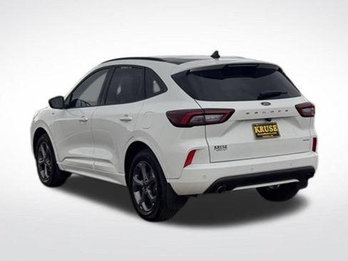 Used 2024 Ford Escape ST-Line w/ Tech Pack #1 AWD/4WD image 38