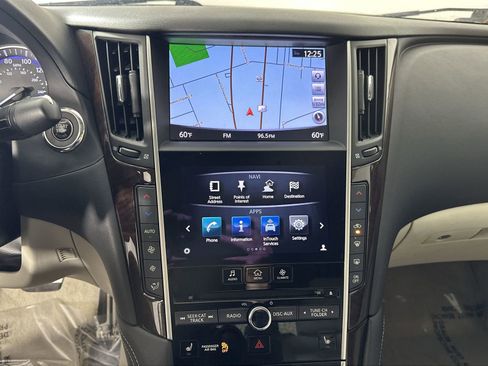 Used 2016 INFINITI Q50 Red Sport 400 image 25