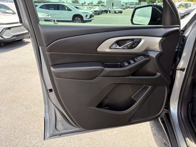 Used 2019 Chevrolet Traverse LS FWD image 12