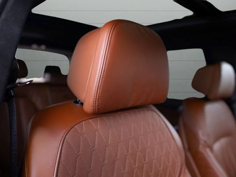 Used 2024 BMW X7 M60i w/ Executive Package AWD/4WD image 85