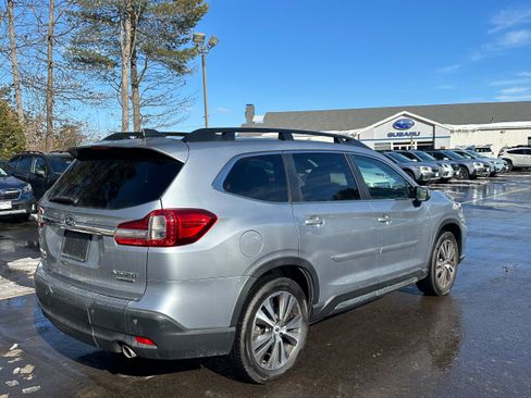 Used 2020 Subaru Ascent Limited w/ Technology Package image 5