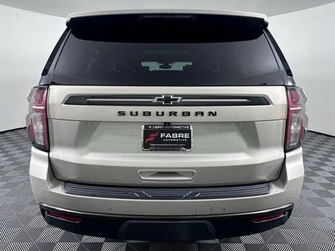 Used 2021 Chevrolet Suburban Z71 w/ Z71 Off-Road Package image 6