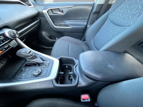 Used 2024 Toyota RAV4 AWD Hybrid image 27