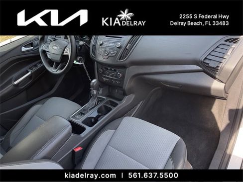 Used 2017 Ford Escape SE image 10