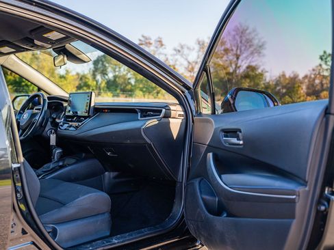Used 2022 Toyota Corolla SE image 12