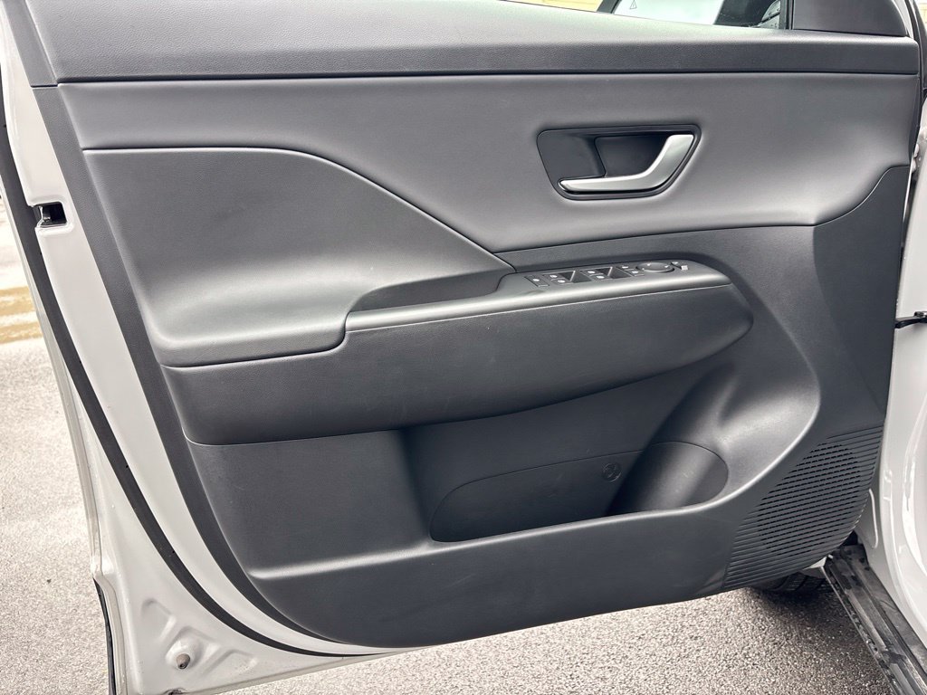 New 2026 Hyundai Kona SEL Premium AWD/4WD image 15