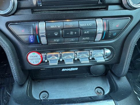 Used 2016 Ford Mustang Premium image 22