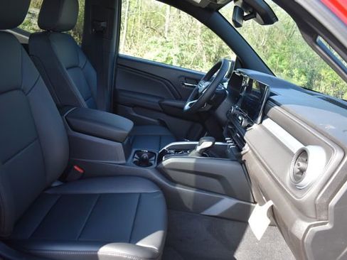 New 2026 Chevrolet Colorado LT w/ LT Convenience Package AWD/4WD image 14