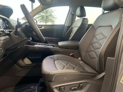 New 2026 Volkswagen Atlas SE FWD image 11