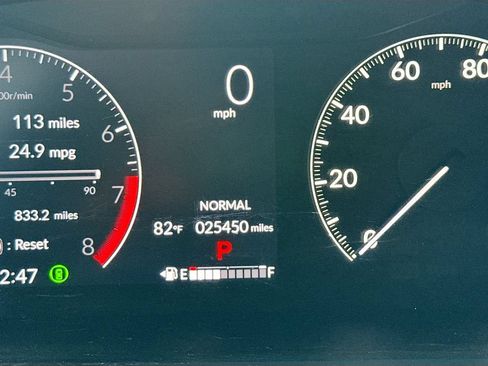 Used 2024 Honda HR-V EX-L image 12