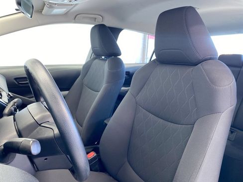 Used 2022 Toyota Corolla LE FWD image 19