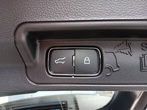 New 2026 Ford Explorer ST-Line w/ Premium Package image 31