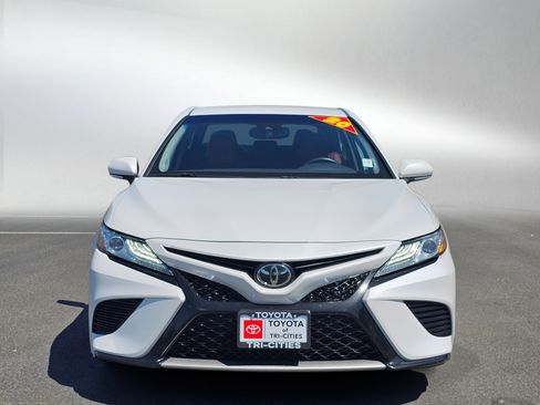 Used 2020 Toyota Camry XSE w/ Navigation Package FWD image 8