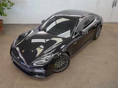 Used 2023 Porsche Panamera Turbo S image 23