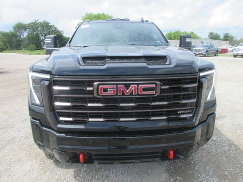 New 2026 GMC Sierra 2500 AT4X AWD/4WD image 11