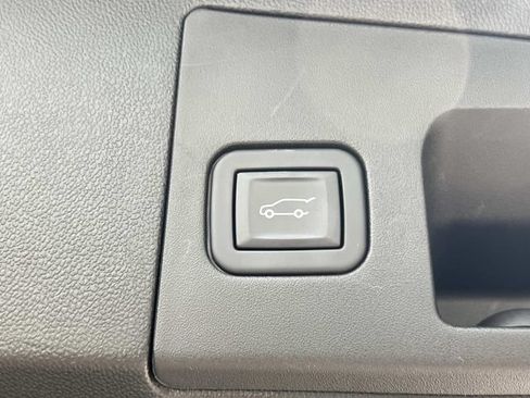 Certified 2024 Cadillac XT5 Premium Luxury AWD/4WD image 11