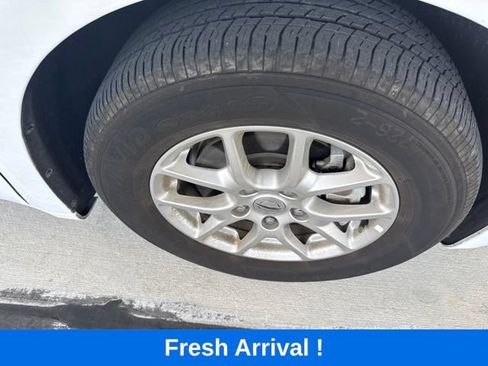 Used 2025 Chrysler Pacifica Select FWD image 20