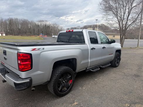 Used 2017 Chevrolet Silverado 1500 LT w/ Redline Edition image 7