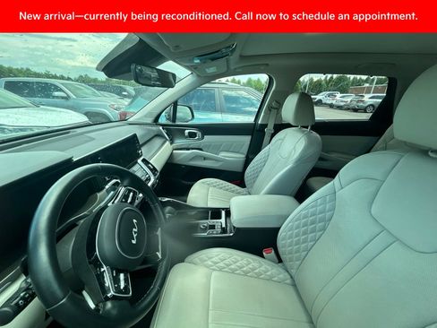 Used 2023 Kia Sorento SX AWD/4WD image 5