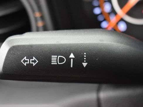 Used 2024 Jeep Gladiator Mojave w/ Technology Group image 29