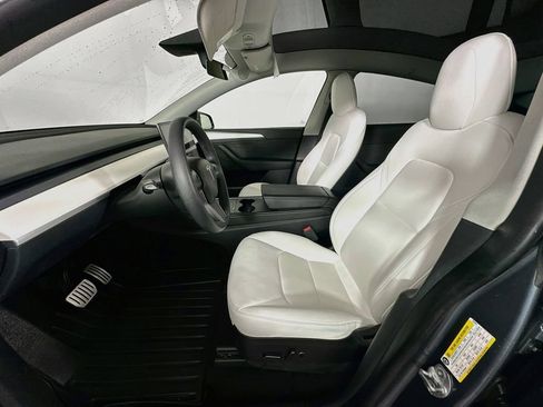 Used 2022 Tesla Model Y Performance AWD/4WD image 26