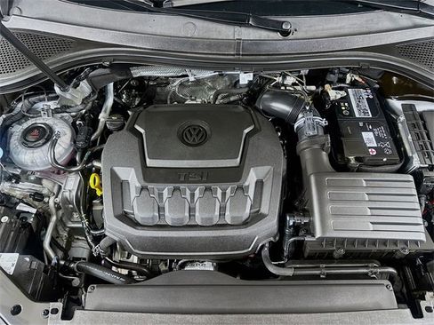 Used 2023 Volkswagen Tiguan S image 33