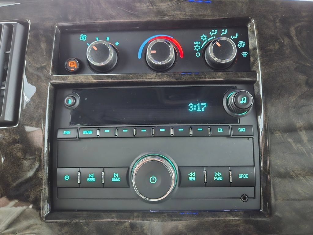 Used 2023 Chevrolet Express 2500 Extended RWD image 35
