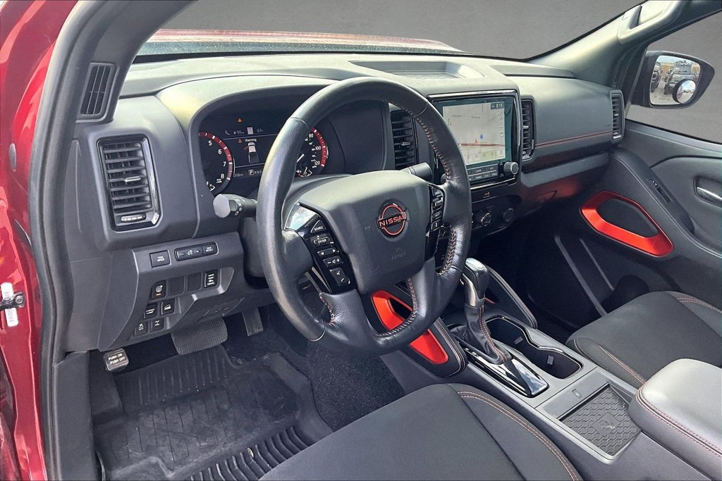 Used 2022 Nissan Frontier PRO-4X AWD/4WD image 10