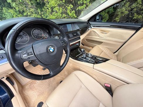 Used 2011 BMW 528i Sedan RWD image 40