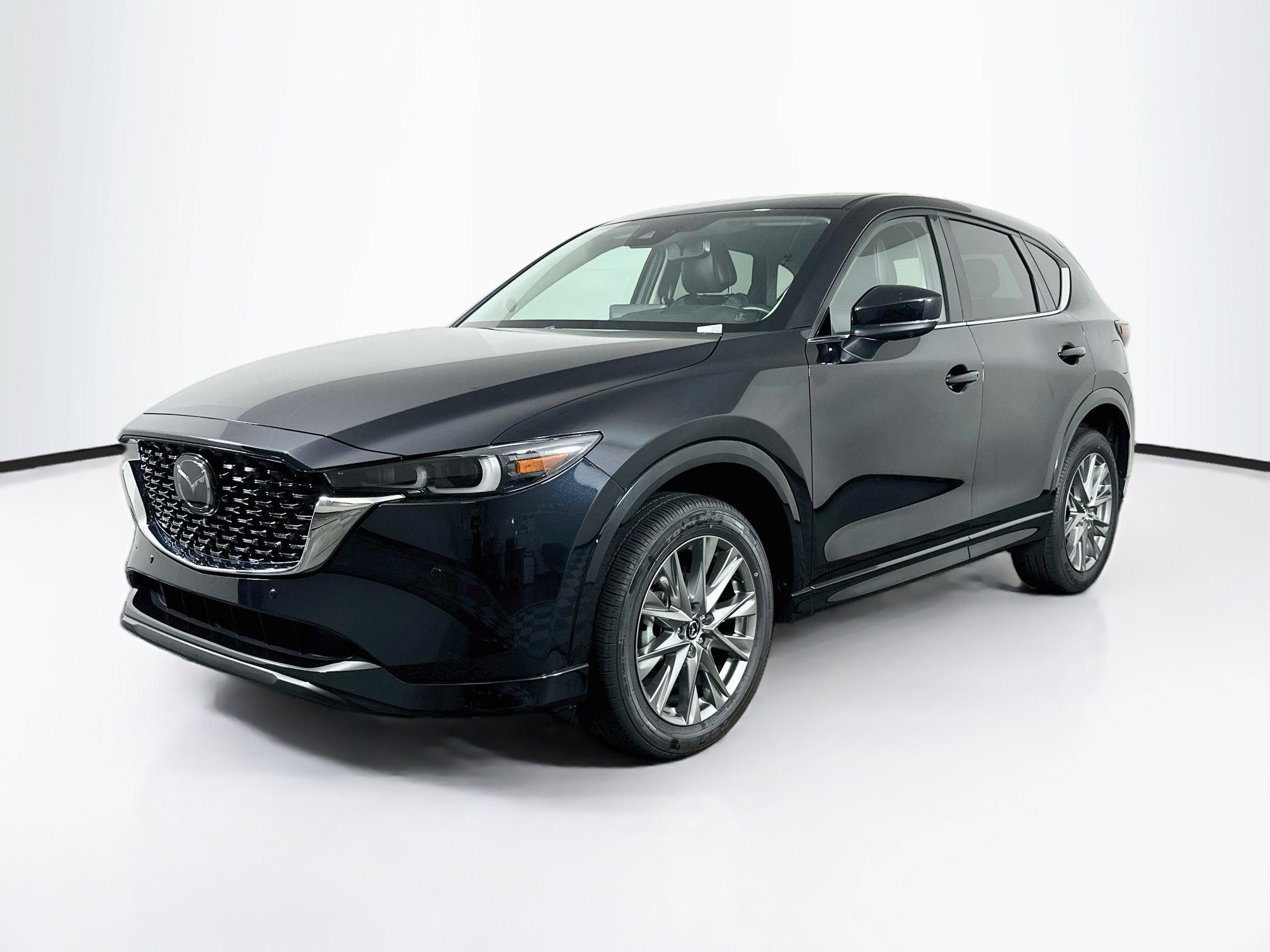 Used 2025 MAZDA CX-5 AWD 2.5 S w/ Premium Plus Pkg image 3