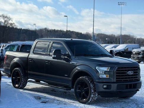 Used 2016 Ford F150 XLT w/ Equipment Group 302A Luxury image 32
