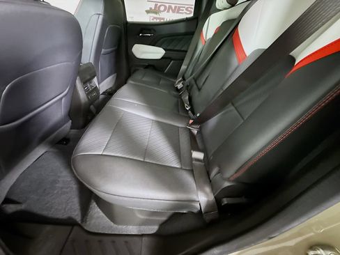 Used 2023 GMC Canyon AT4X AWD/4WD image 28