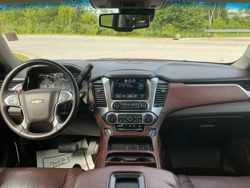 Used 2015 Chevrolet Tahoe LTZ AWD/4WD image 22